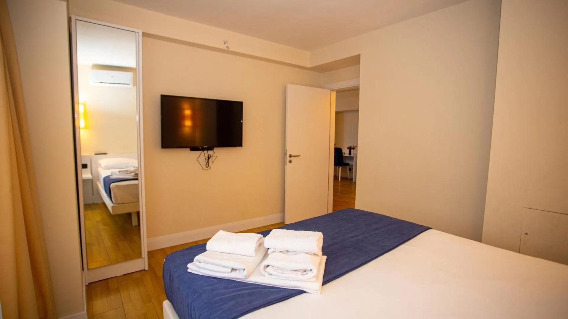Luxsor & Gorgeous Sea Vlews Apartment Batumi
