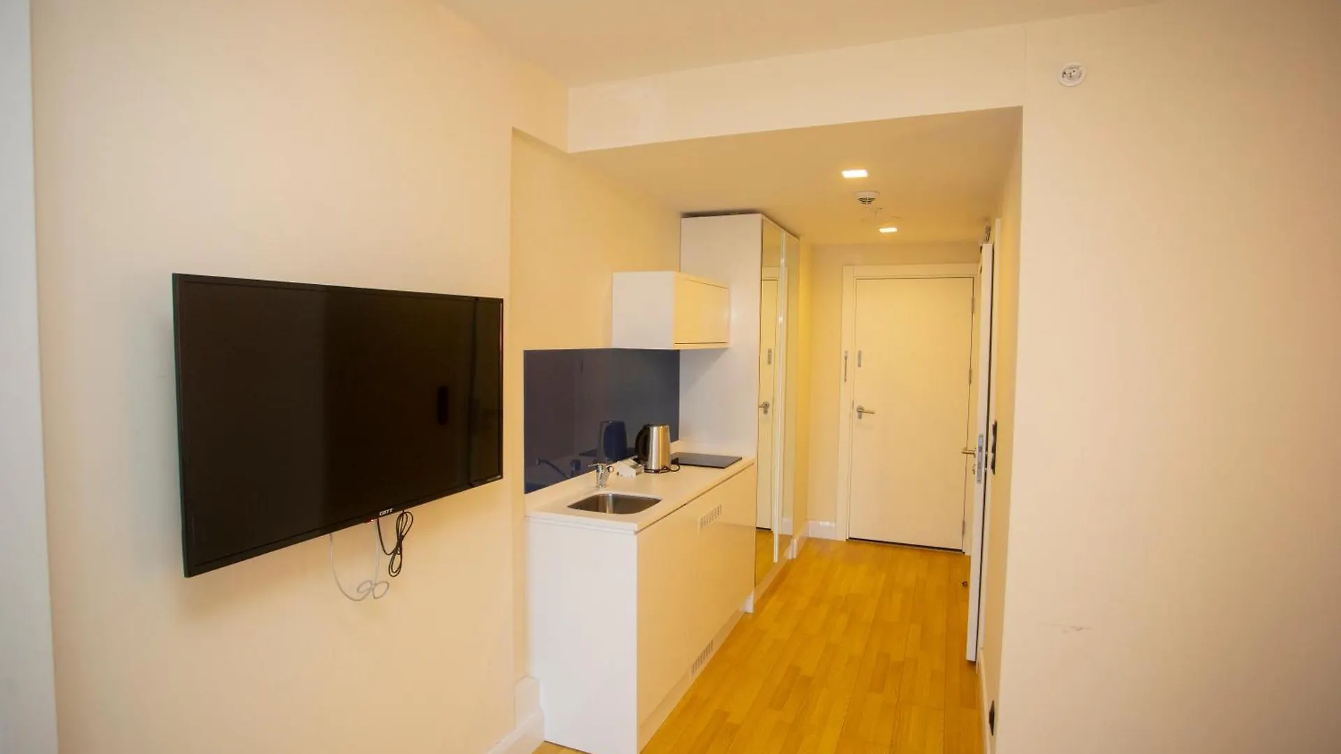 Luxsor & Gorgeous Sea Vlews Apartment Batumi Georgia