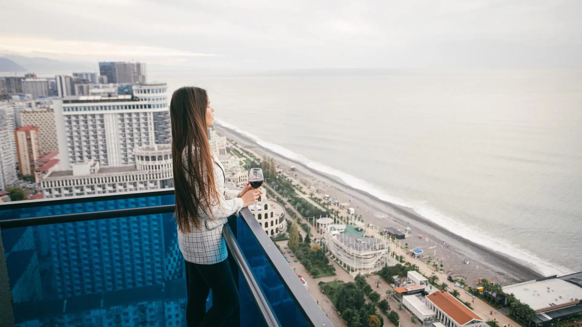 Luxsor & Gorgeous Sea Vlews Apartment Batumi