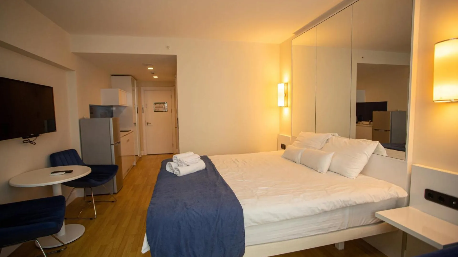Luxsor & Gorgeous Sea Vlews Apartment Batumi 0*,  Georgia