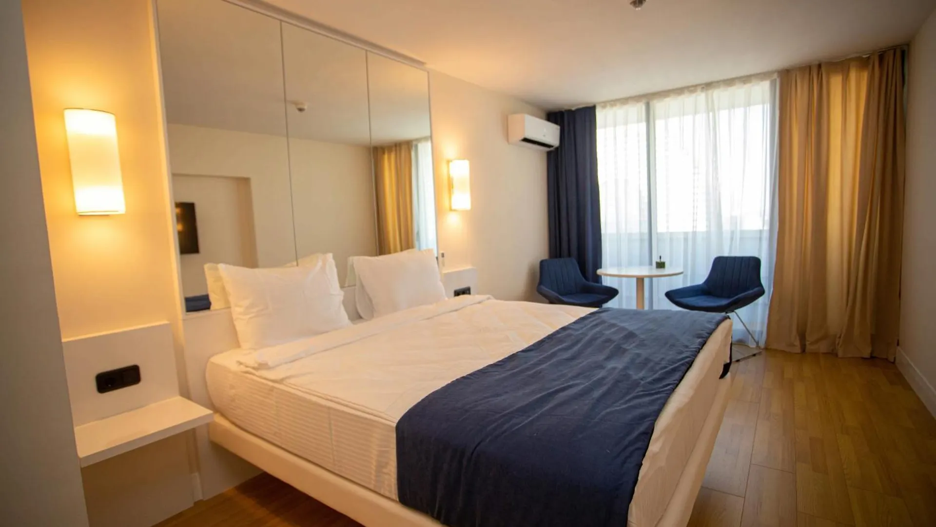Luxsor & Gorgeous Sea Vlews Apartment Batumi 0*,