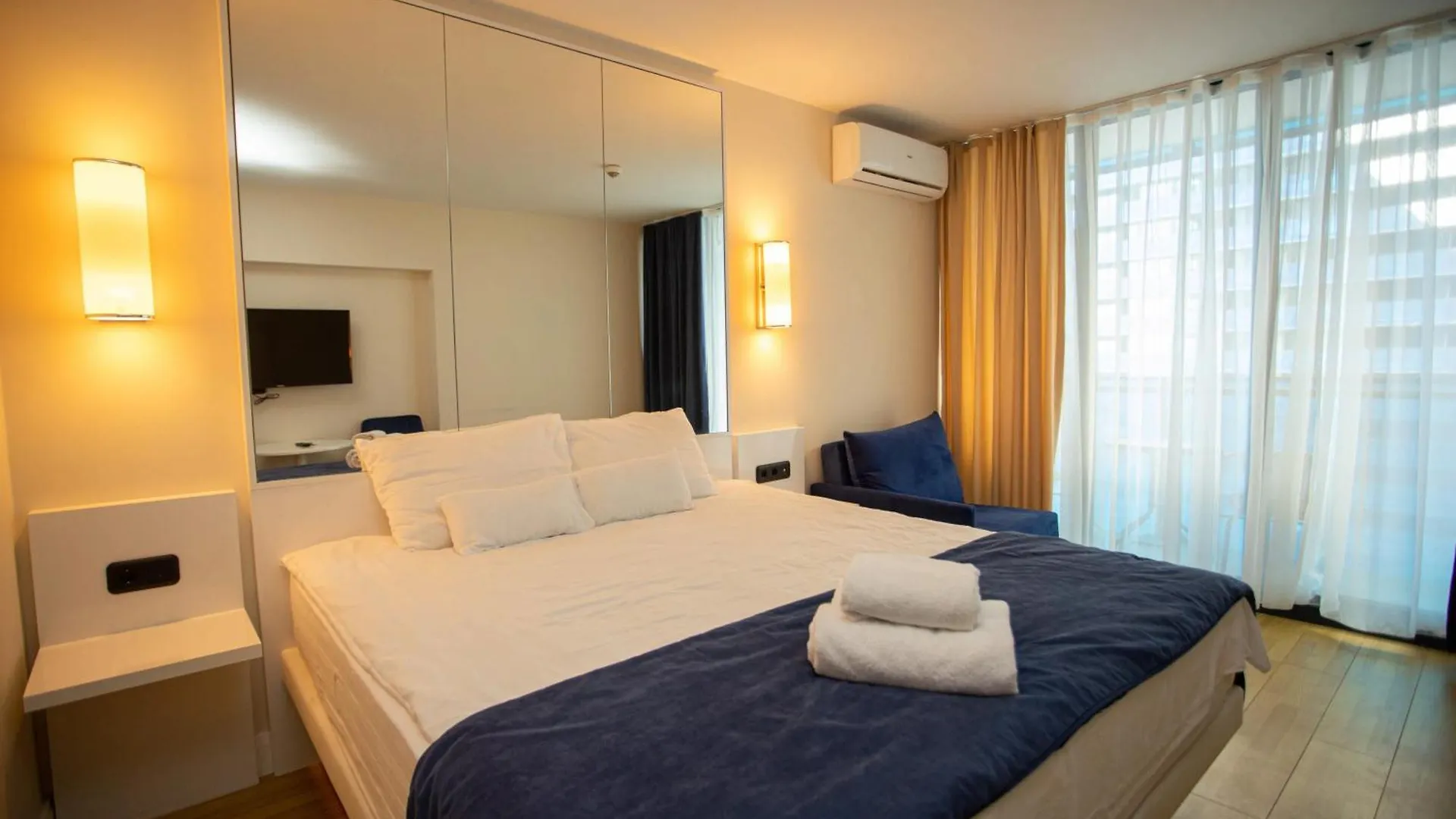 Luxsor & Gorgeous Sea Vlews Apartment Batumi