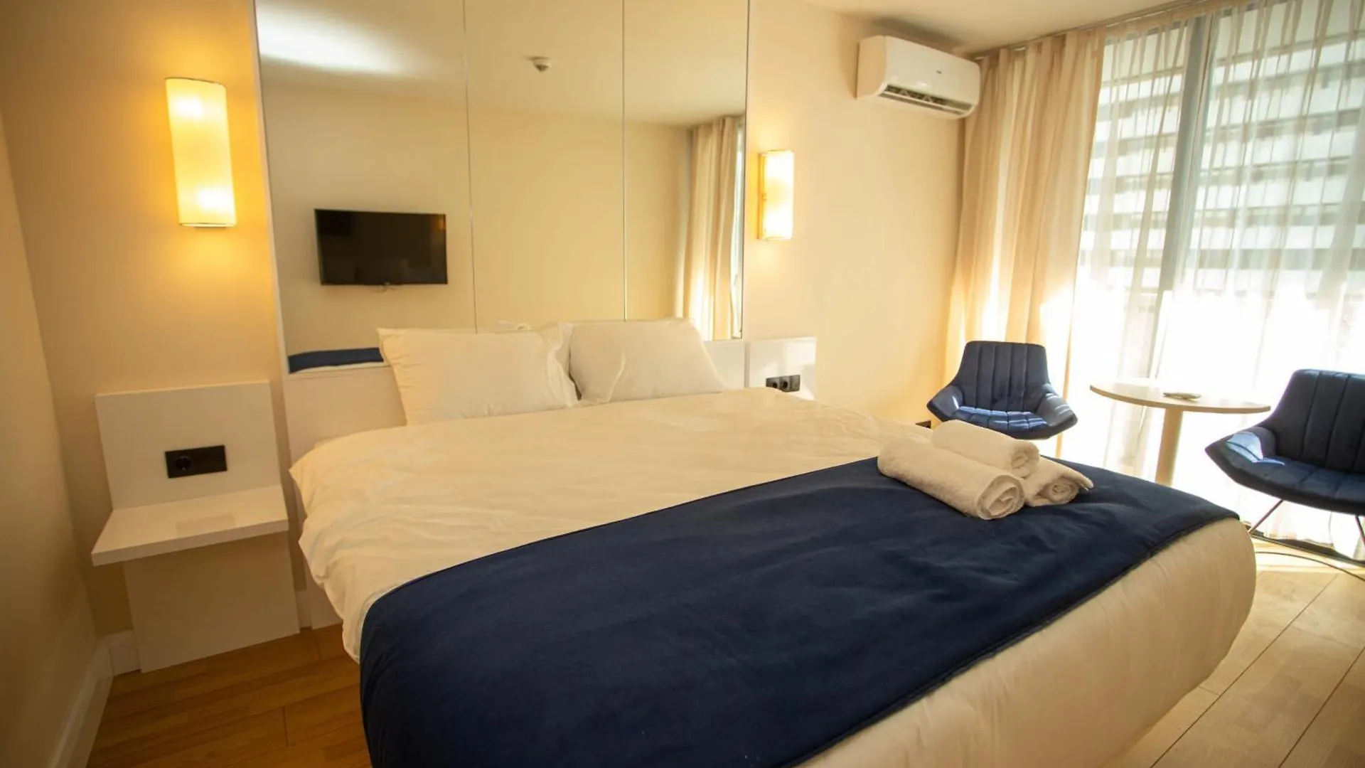 Luxsor & Gorgeous Sea Vlews Apartment Batumi 0*,  Georgia